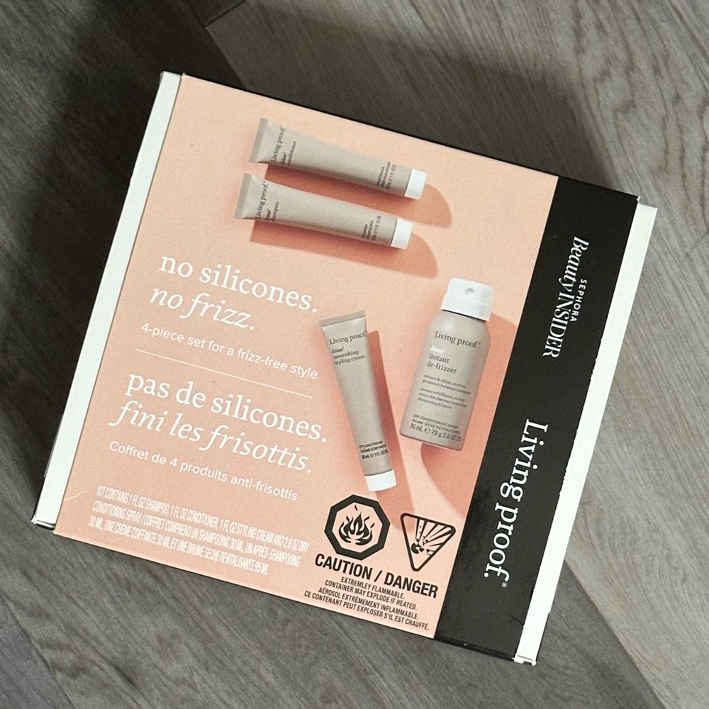 💋 Living Proof - 4 Pcs Frizz Free Style Set
